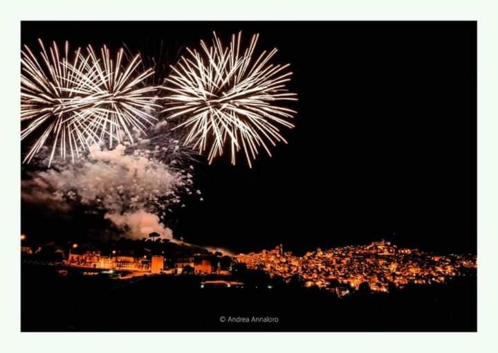 Vila Alla Romana Caltagirone Exteriér fotografie